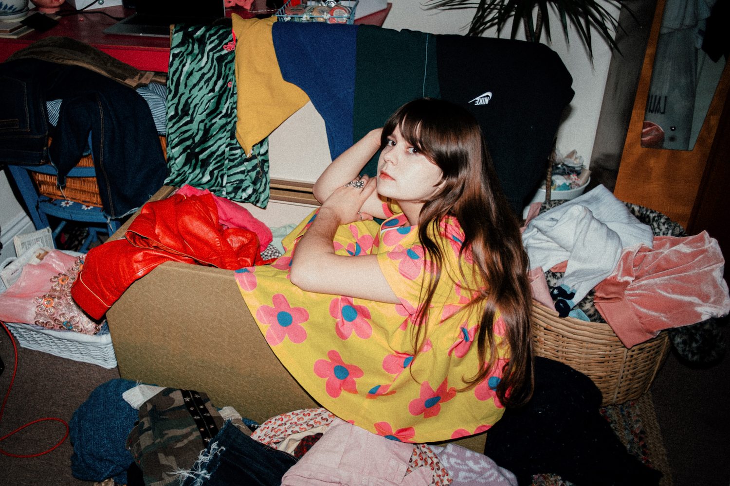 Blossom Caldarone has dropped a brand new track in ‘Girlfriends’