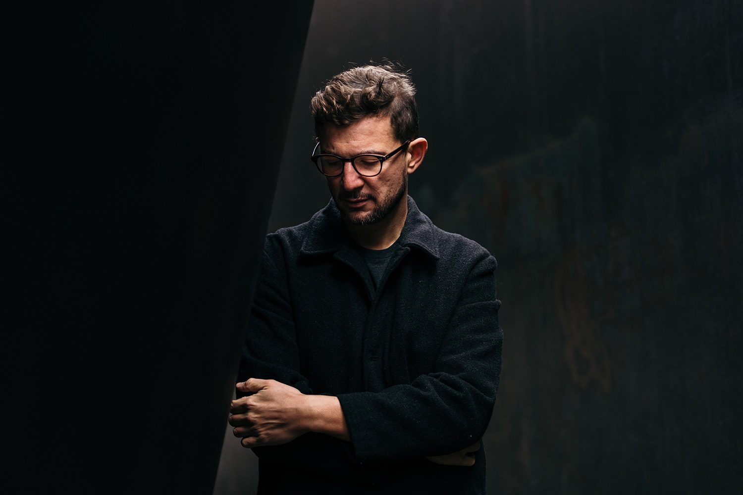 Claudio Donzelli has debuted his brand new single 'Ossessione', a taster from his forthcoming album