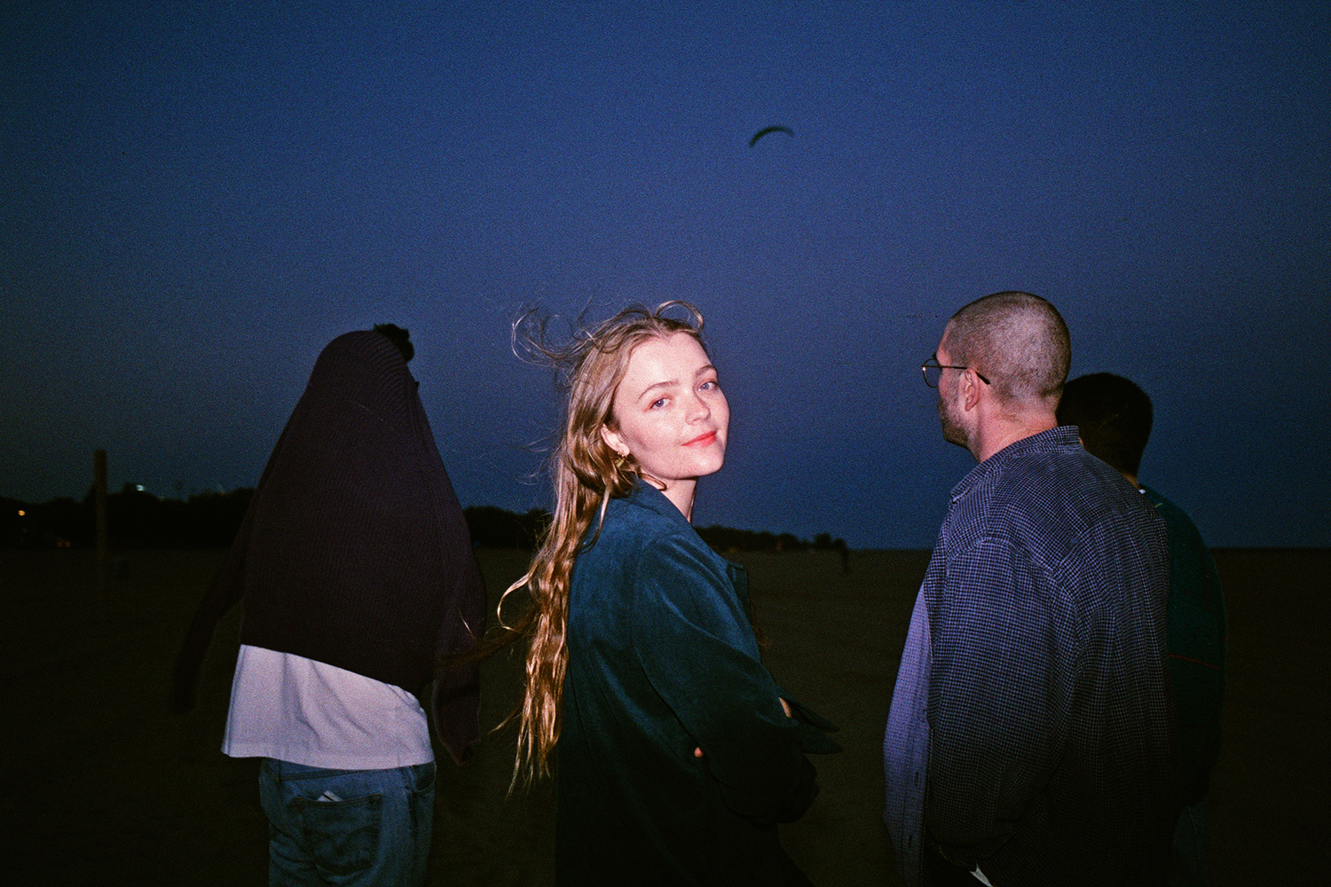 Dizzy have dropped 'Sunflower, Are You There? (Feat. Kevin Garrett)', a fuzzy reworking of previous track 'Sunflower'