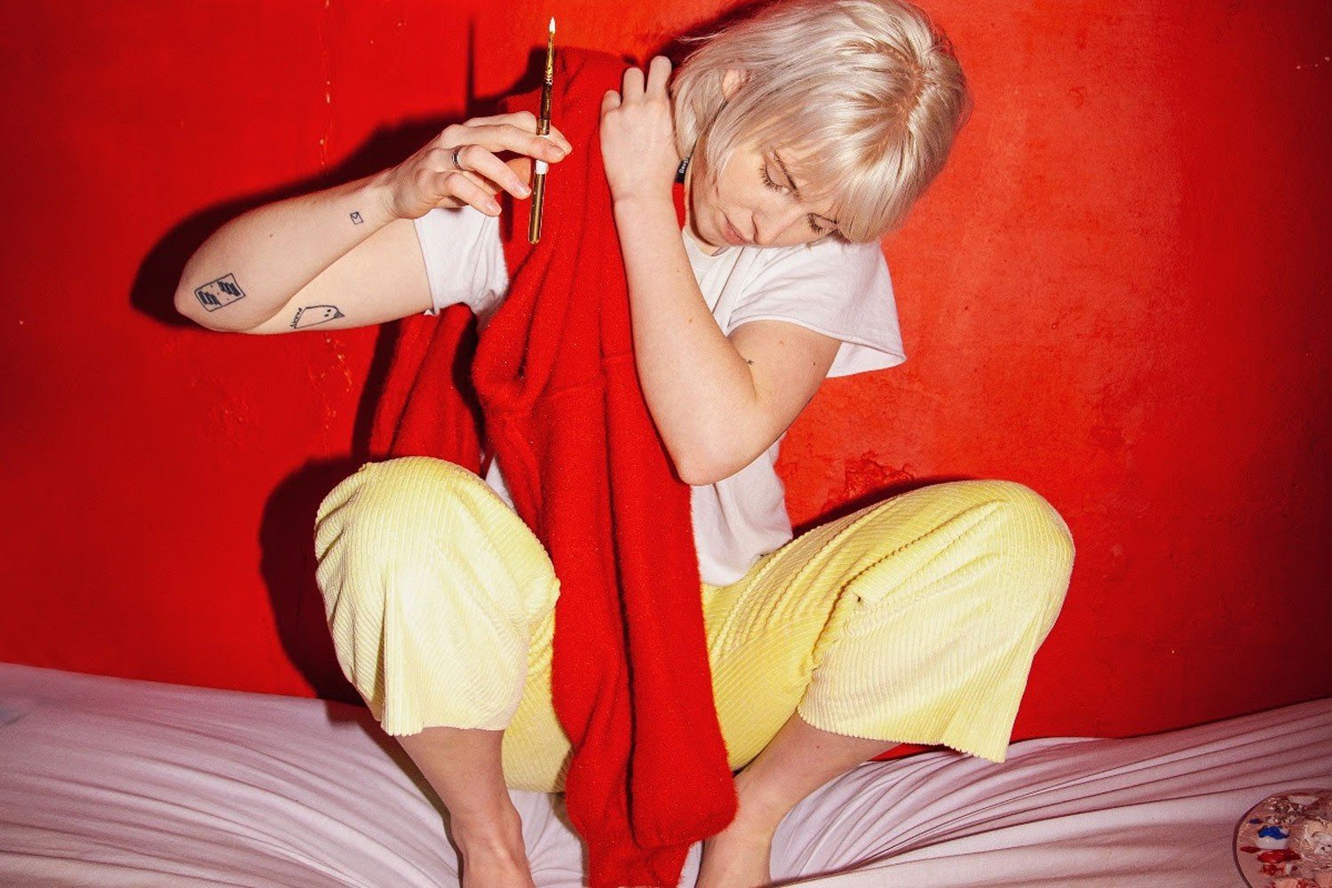 Fenne Lily has dropped a brand new track, 'Hypochondriac'