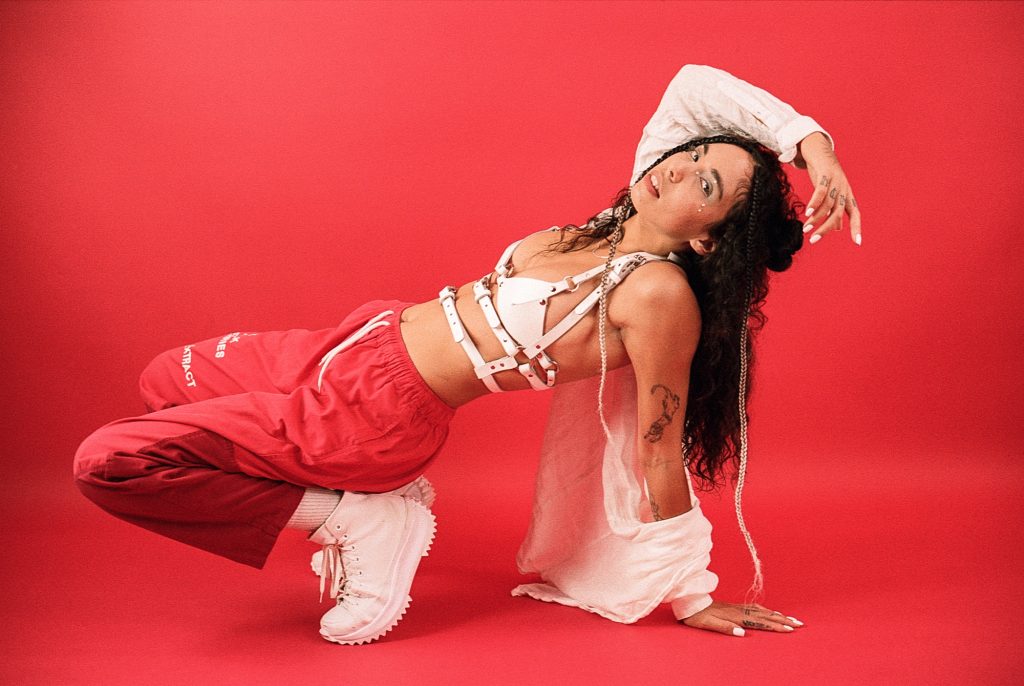 Indigo De Souza has shared a brand new single, 'Hold U'