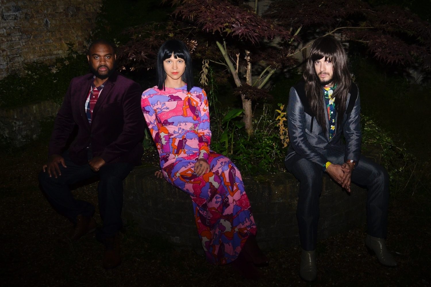 Khruangbin reveal new track ‘Pelota’