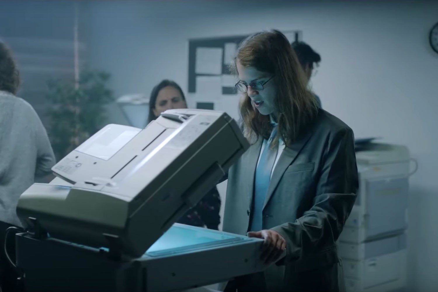 Marika Hackman's got a smash-ing new video for 'the one'