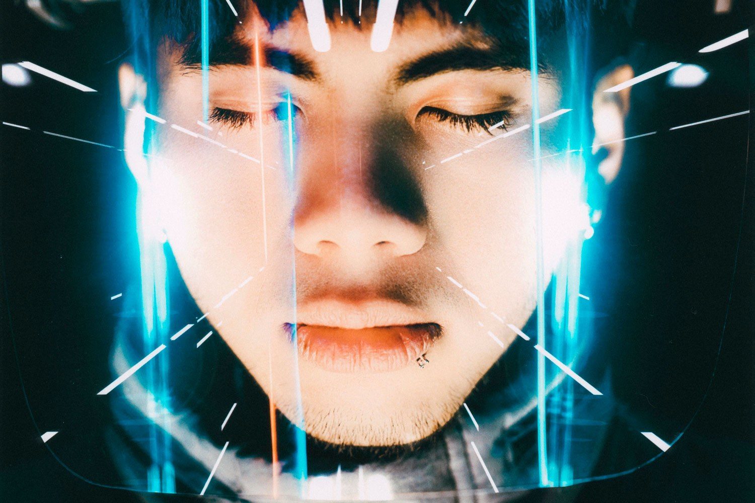 No Rome has dropped a brand new video for '5 Ways To Bleach Your Hair'