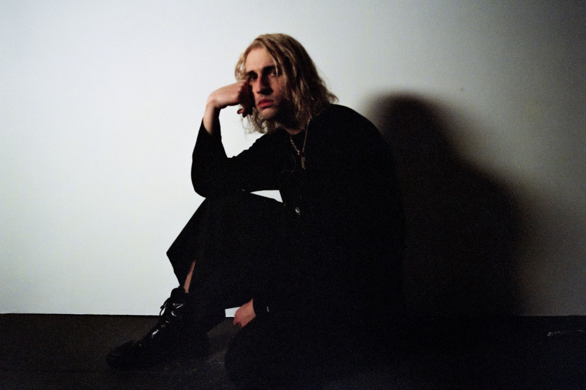 Porter Robinson has dropped a brand new track, 'Musician'