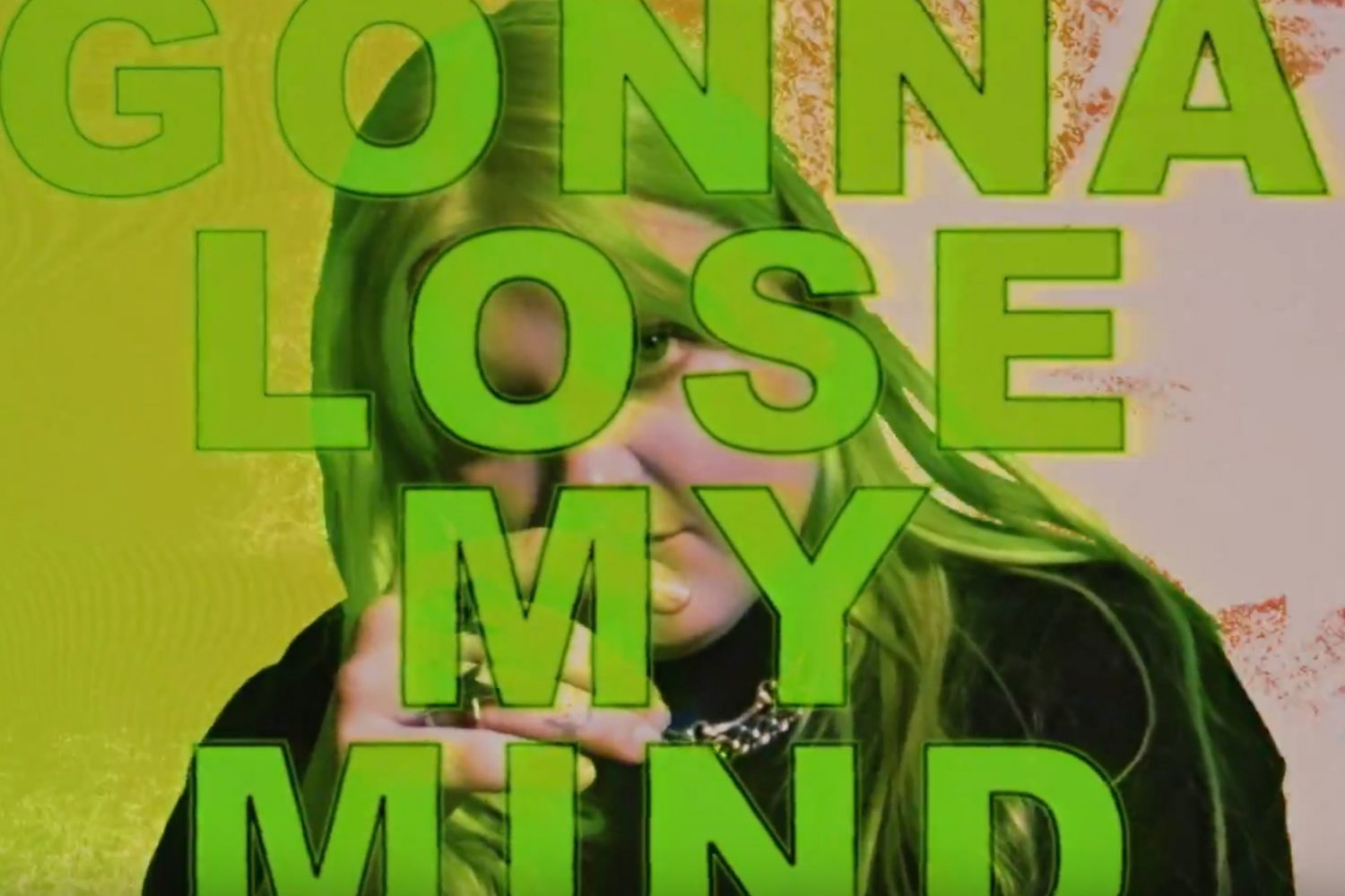 Alma has released a new lyric video for 'King of the Castle'