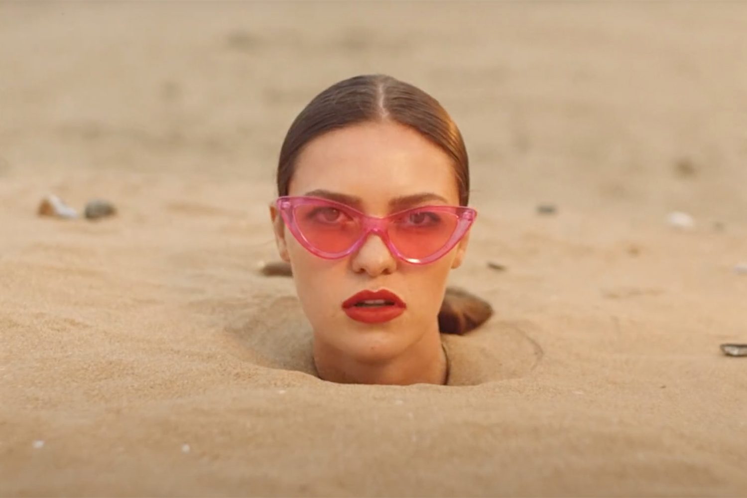 Bow Anderson's released her catchy new 'un 'Island', plus a fun new video