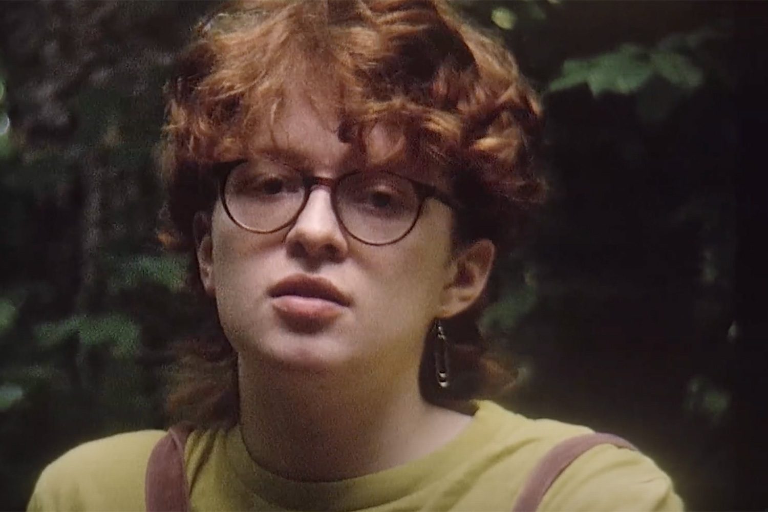 Cavetown has teamed up with Tessa Violet for his new single, 'Smoke Signals'