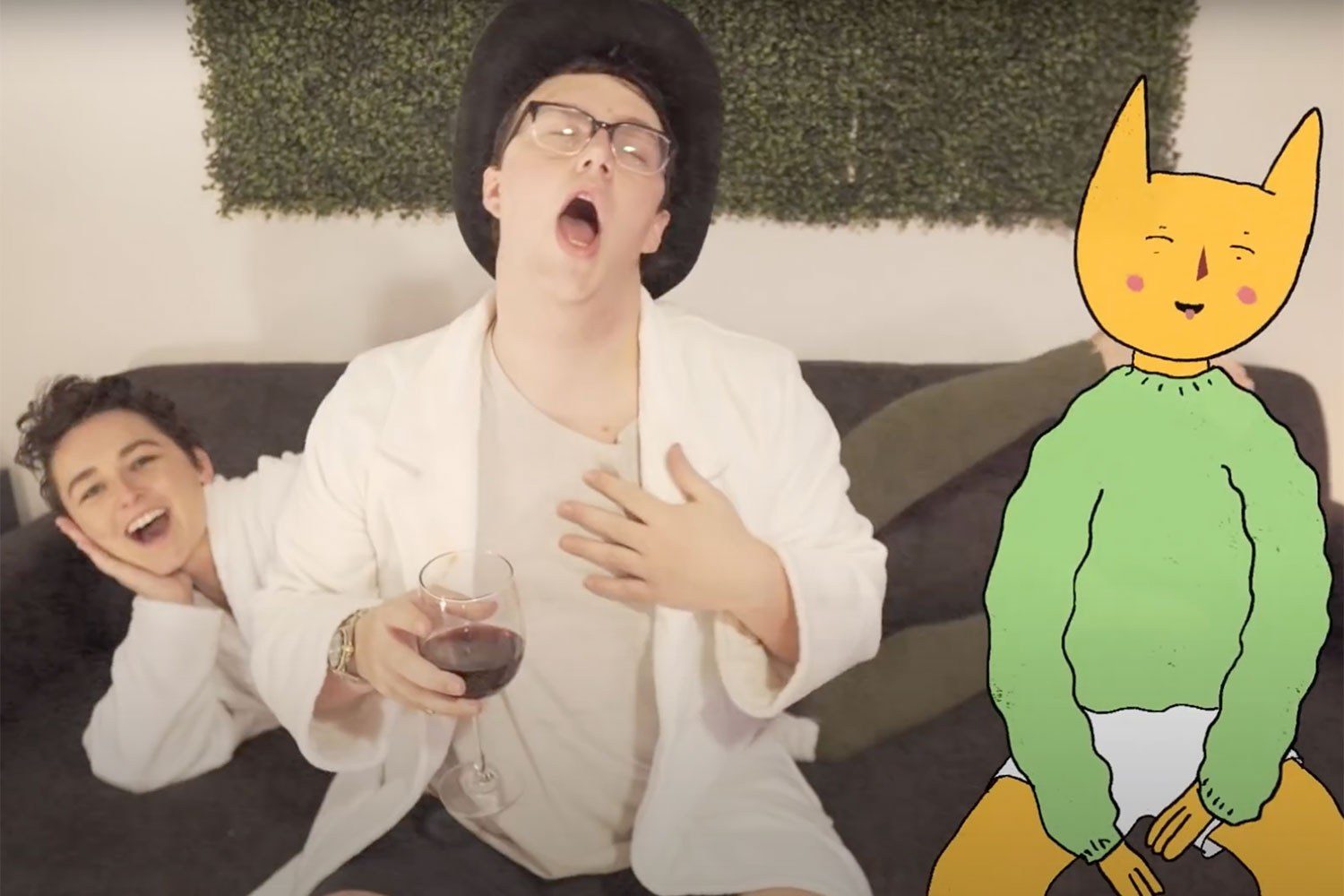 Chapel try to make a new pal in their new video for 'Mushy Gushy'