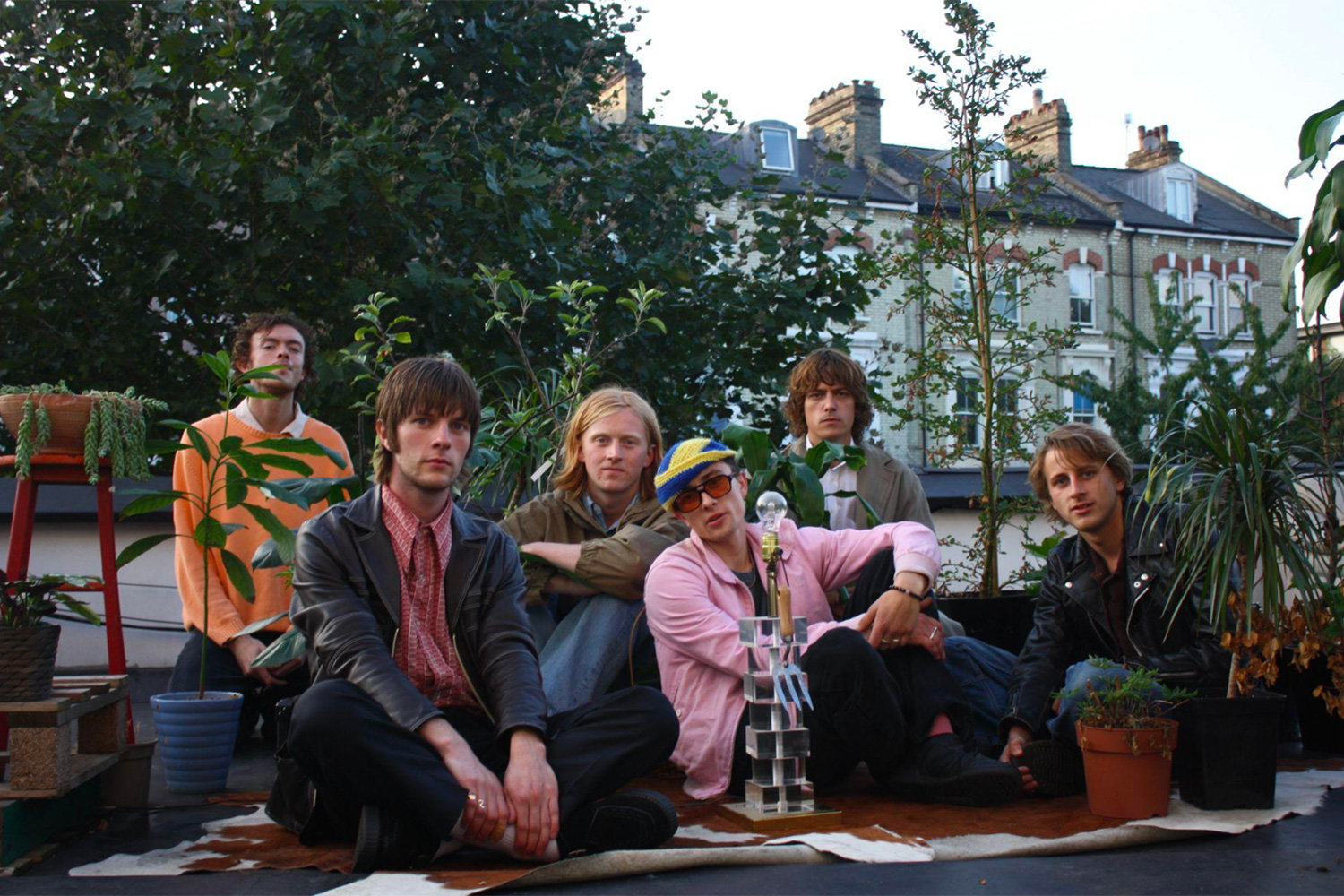 DEADLETTER launch the second instalment of Nice Swan Records' Introducing... series with post-punk number, 'Pop Culture Connoisseur'