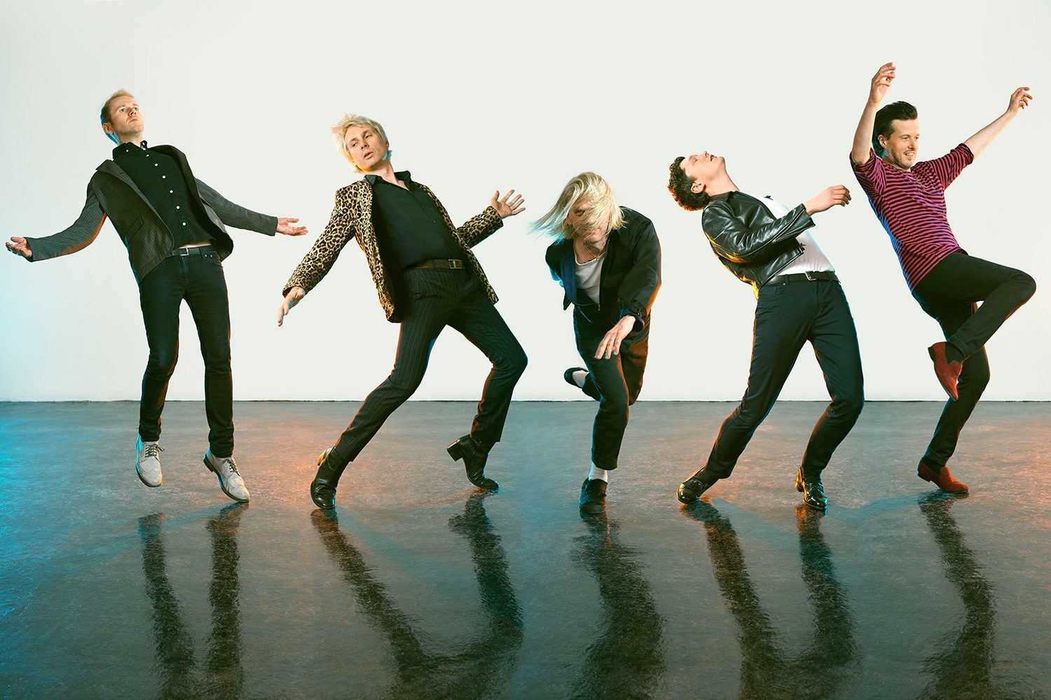 Franz Ferdinand have announced the departure of drummer Paul Thomson