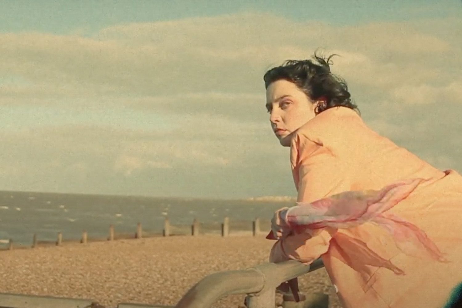 Gia Ford heads to the windy seaside for her heartfelt new tune, 'This Town'