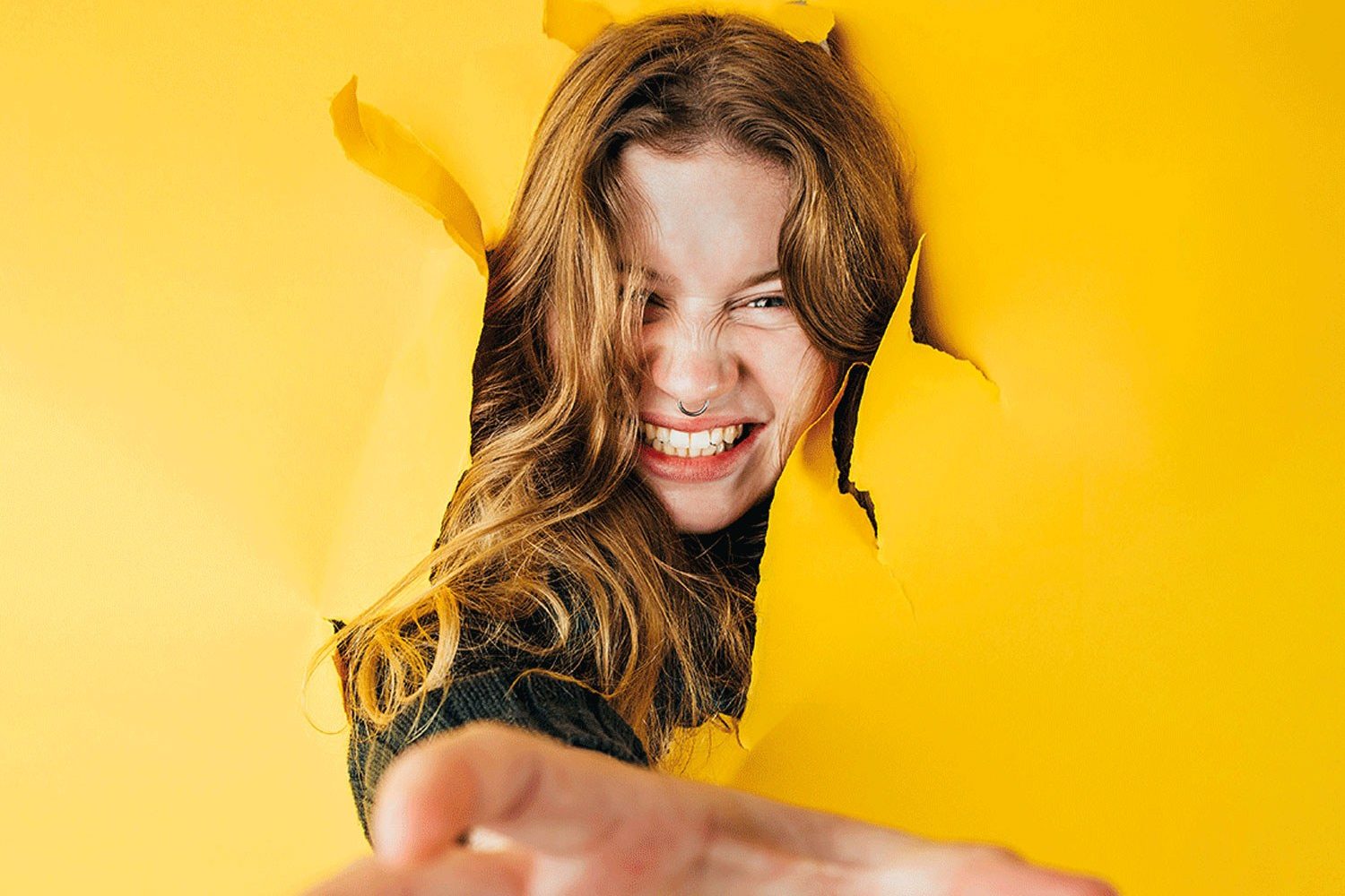 girl in red reflects on a past relationship with her fab new tune, 'midnight love'