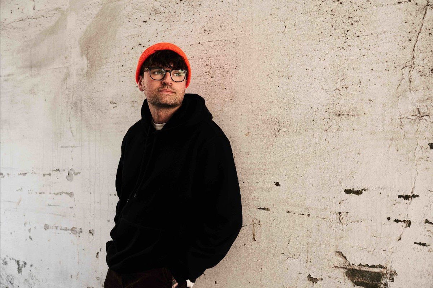 Mike Duce from Lower Than Atlantis has launched a new project, Headache