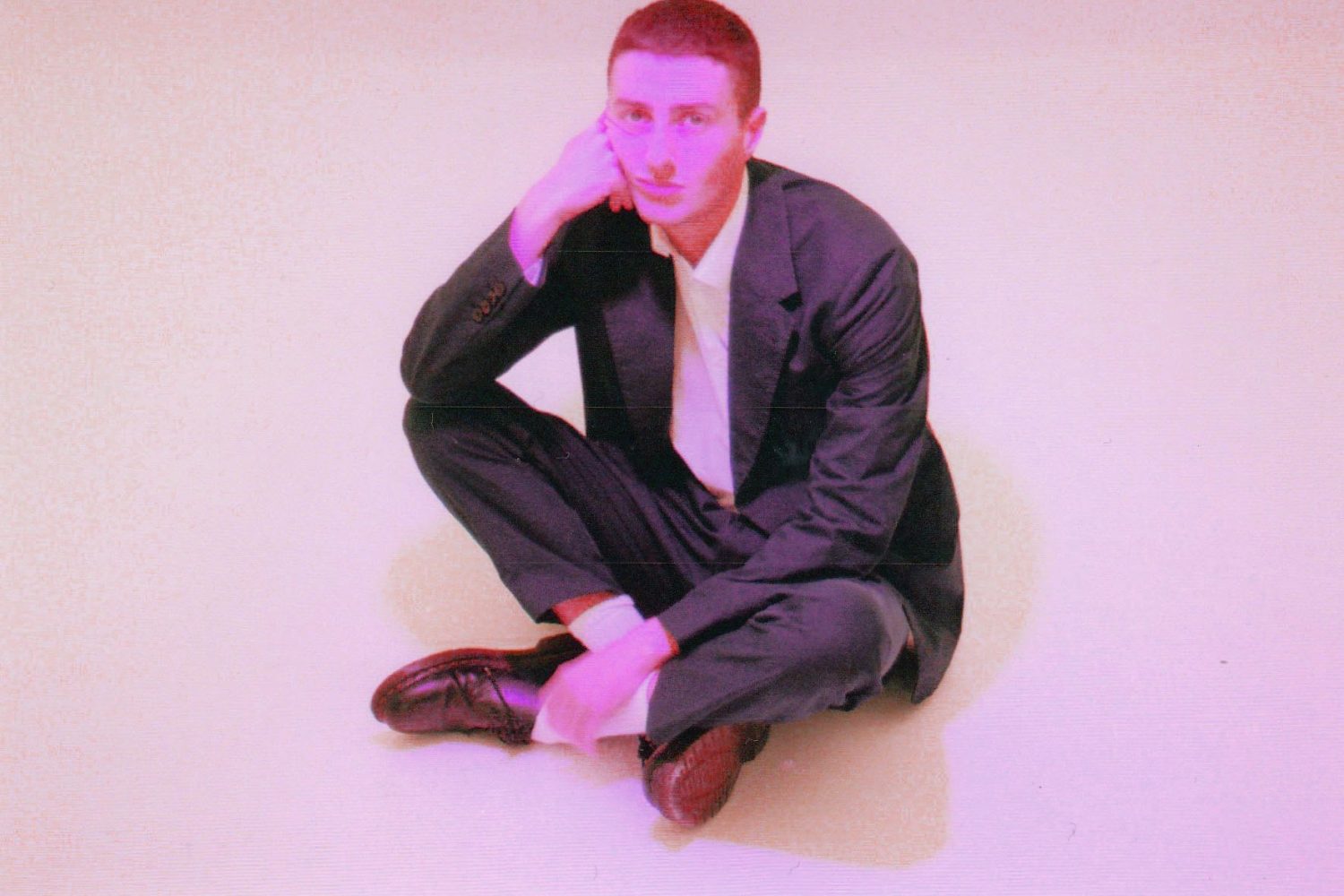 Joesef has teamed up with Loyle Carner for his latest track, 'I Wonder Why'