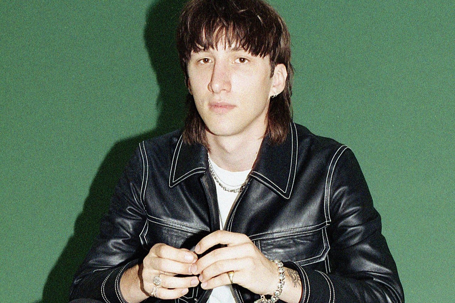 Joey Maxwell has debuted his brand new Jedward-inspired video for 'my self'