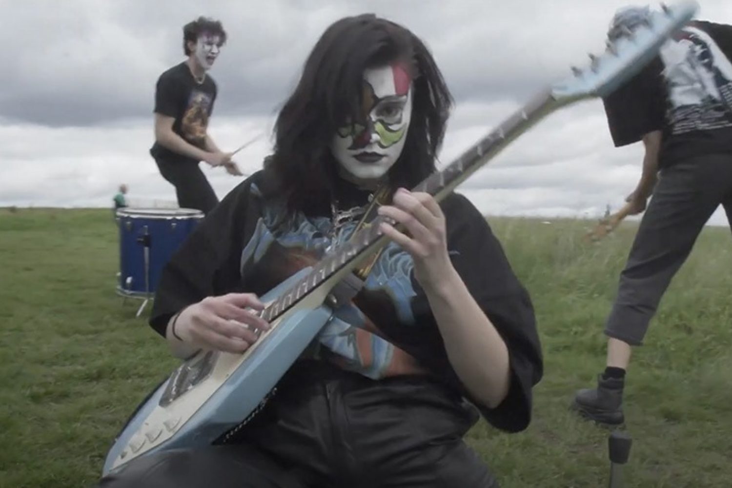 Kynsy has shared her stomping new single, 'Happiness Isn’t A Fixed State'