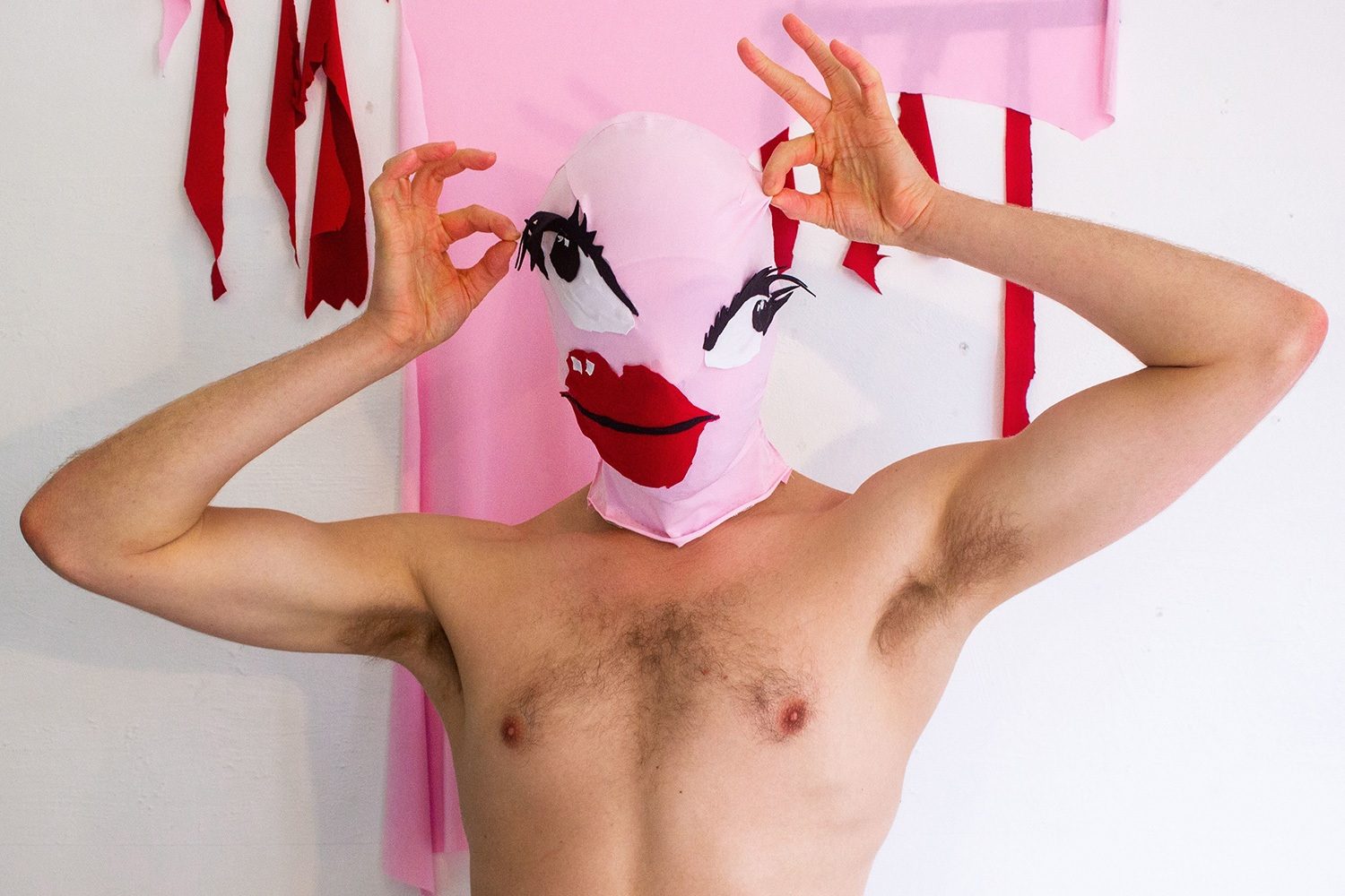 Lynks has shared his new track 'Brand New Face', from an EP coming next year