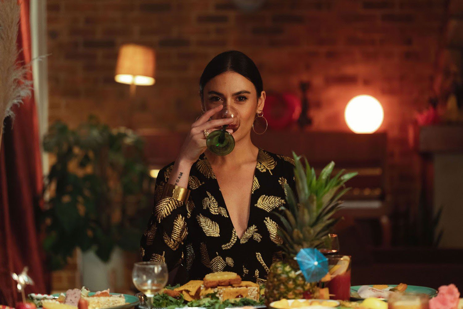 Check out a new track from Nadine Shah, 'Club Cougar'