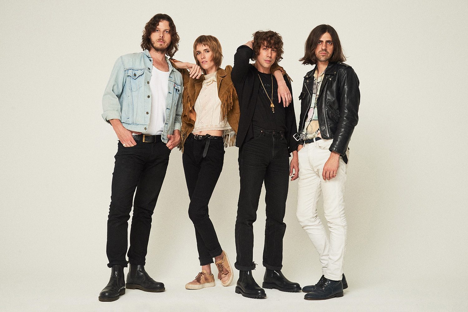 Razorlight have a run about New York with their new video for 'Cops And Robbers’