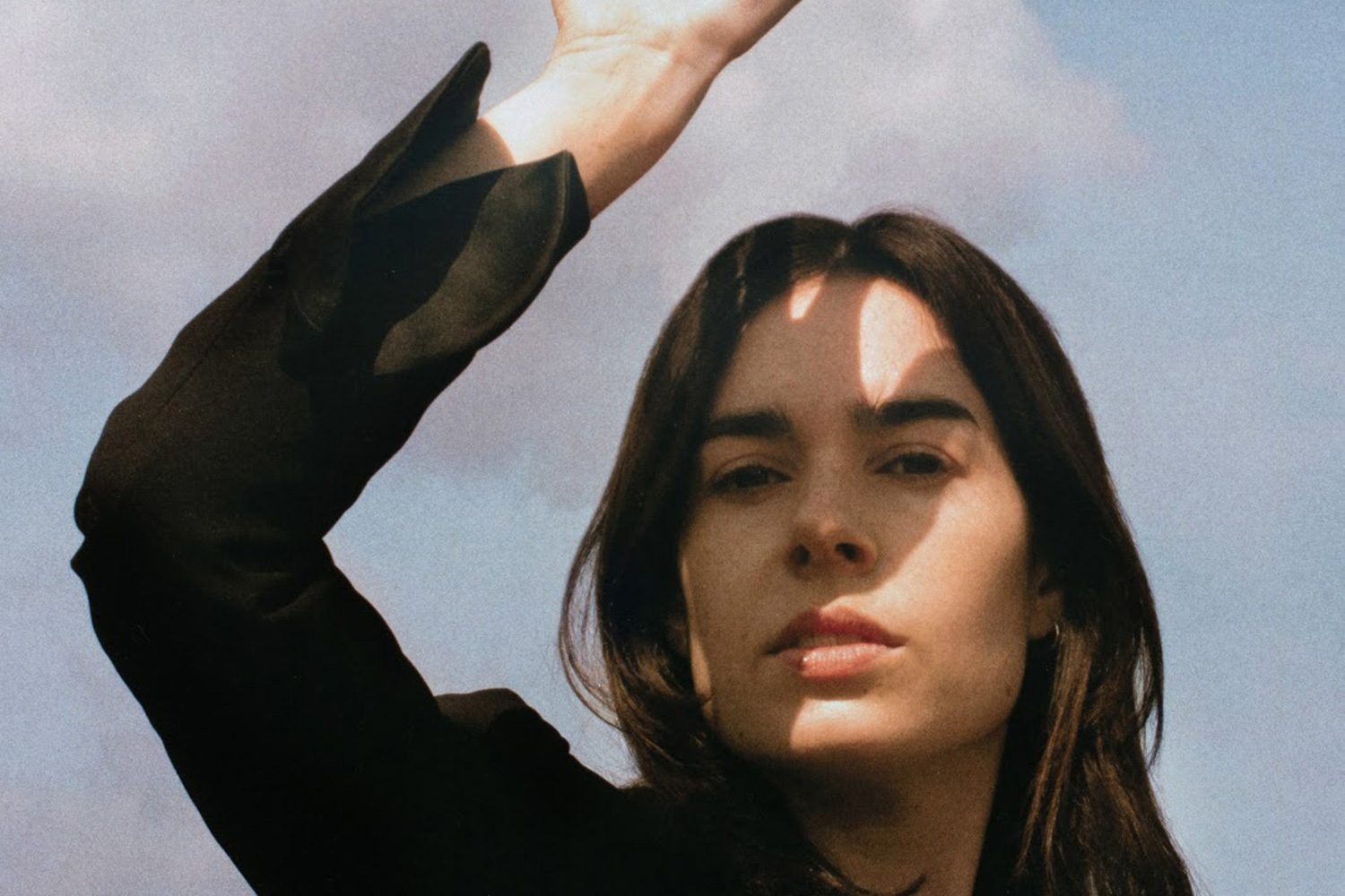 Sinead O'Brien is back with a new EP, and teaser-track 'Strangers In Danger'