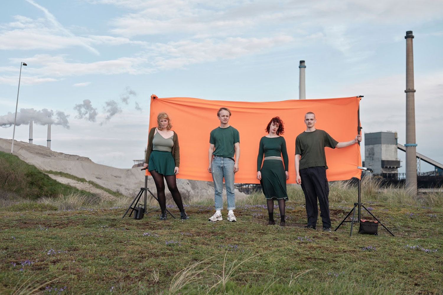 Pip Blom have debuted another new album taster, 'Different Tune'