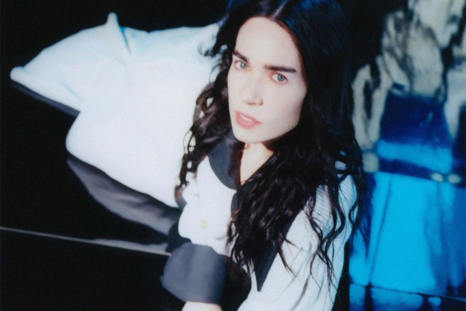 Sinead O'Brien has shared a new single, 'GIRLKIND'