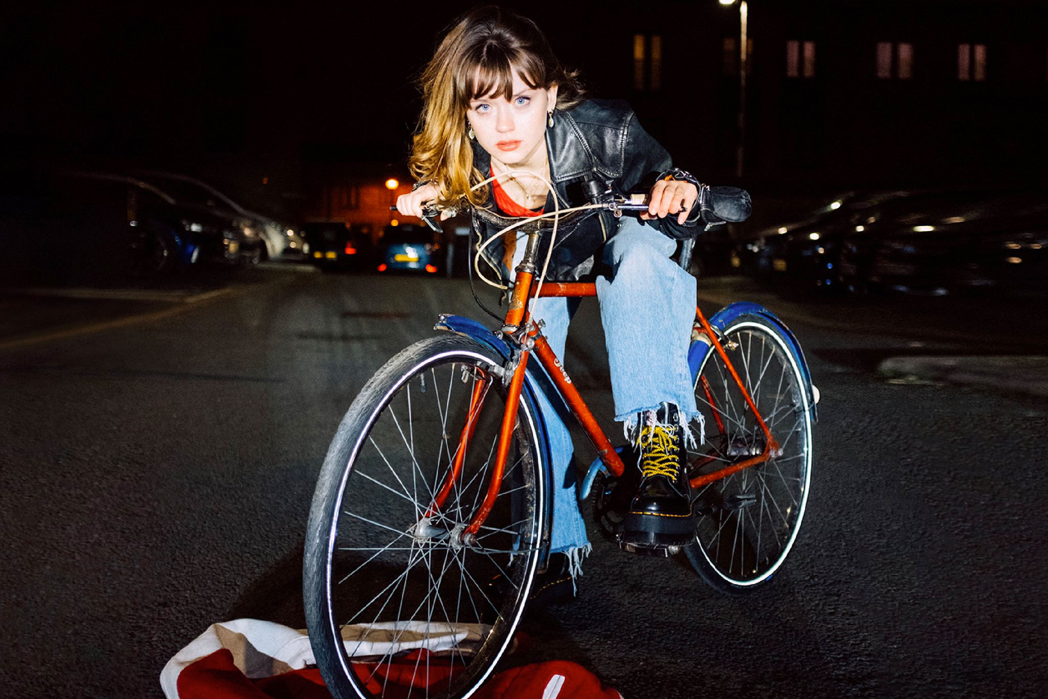 Check out Maisie Peters' cinematic new single, 'John Hughes Movie'