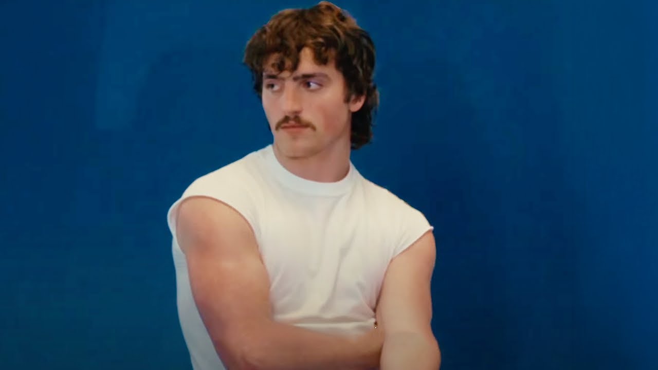 Benson Boone claims he "didn't even know much about" Taylor Swift before her Eras Tour support offer