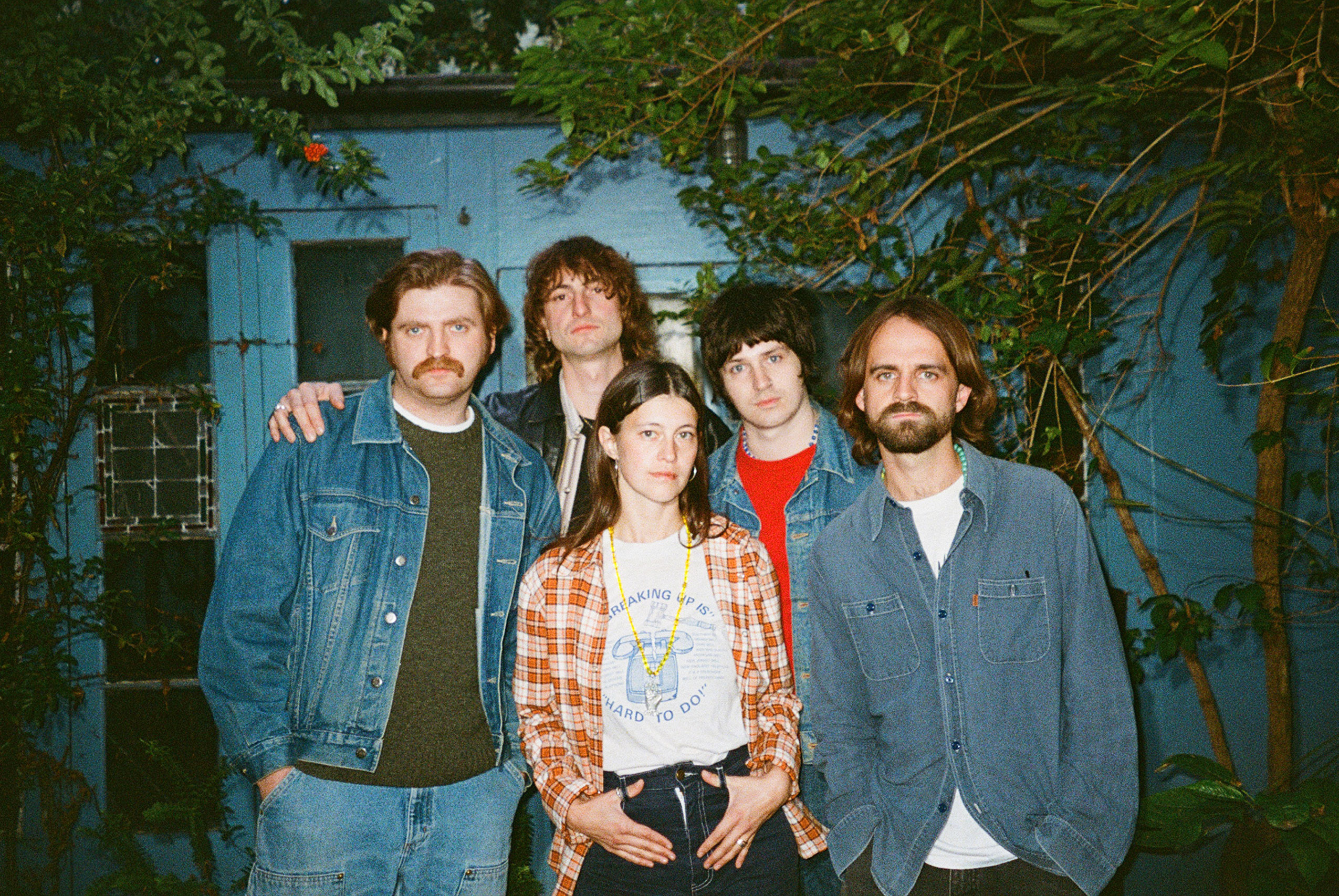 Birds Flying Backwards have unveiled debut album 'Lovebirds', an ode to love in all its forms