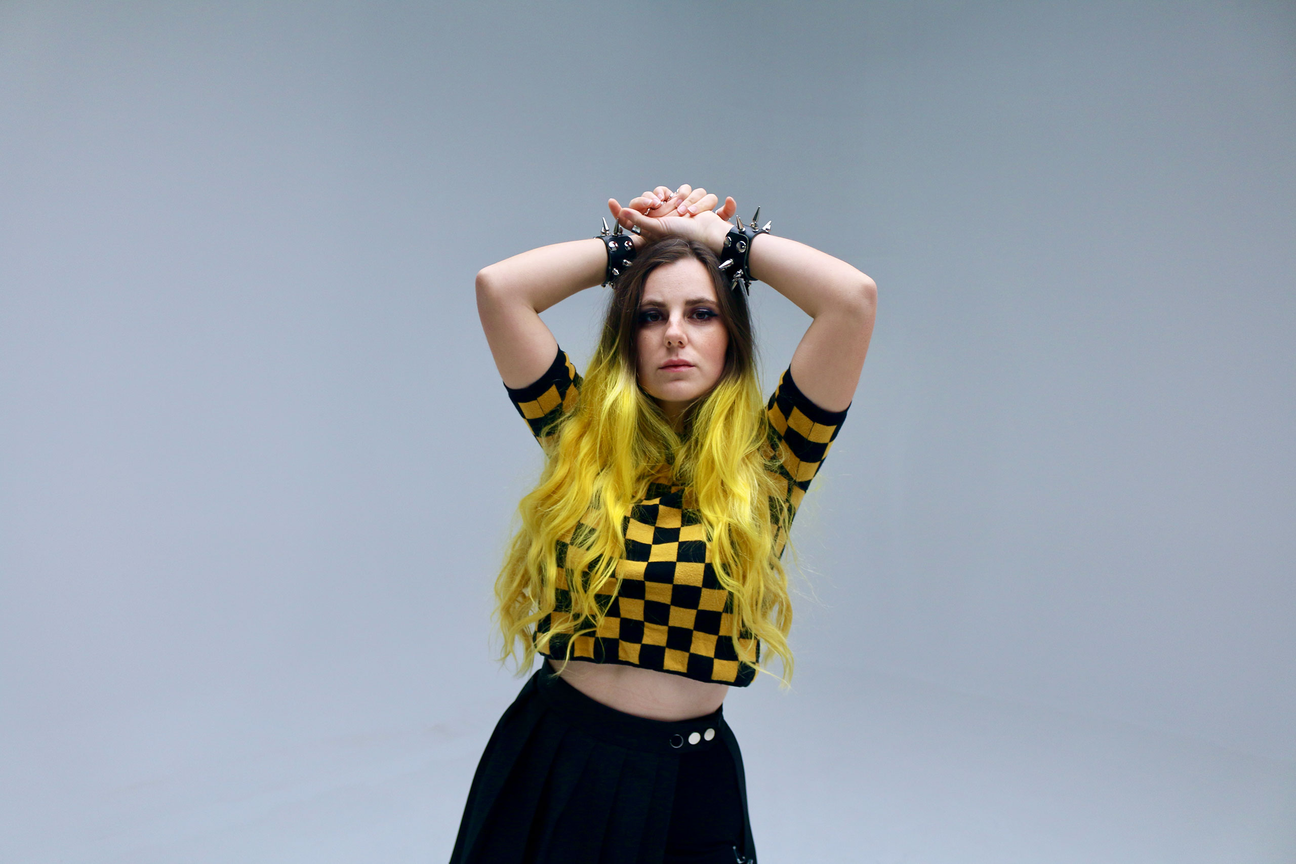 AViVA has returned with her empowering new single 'Ritual', about breaking toxic cycles