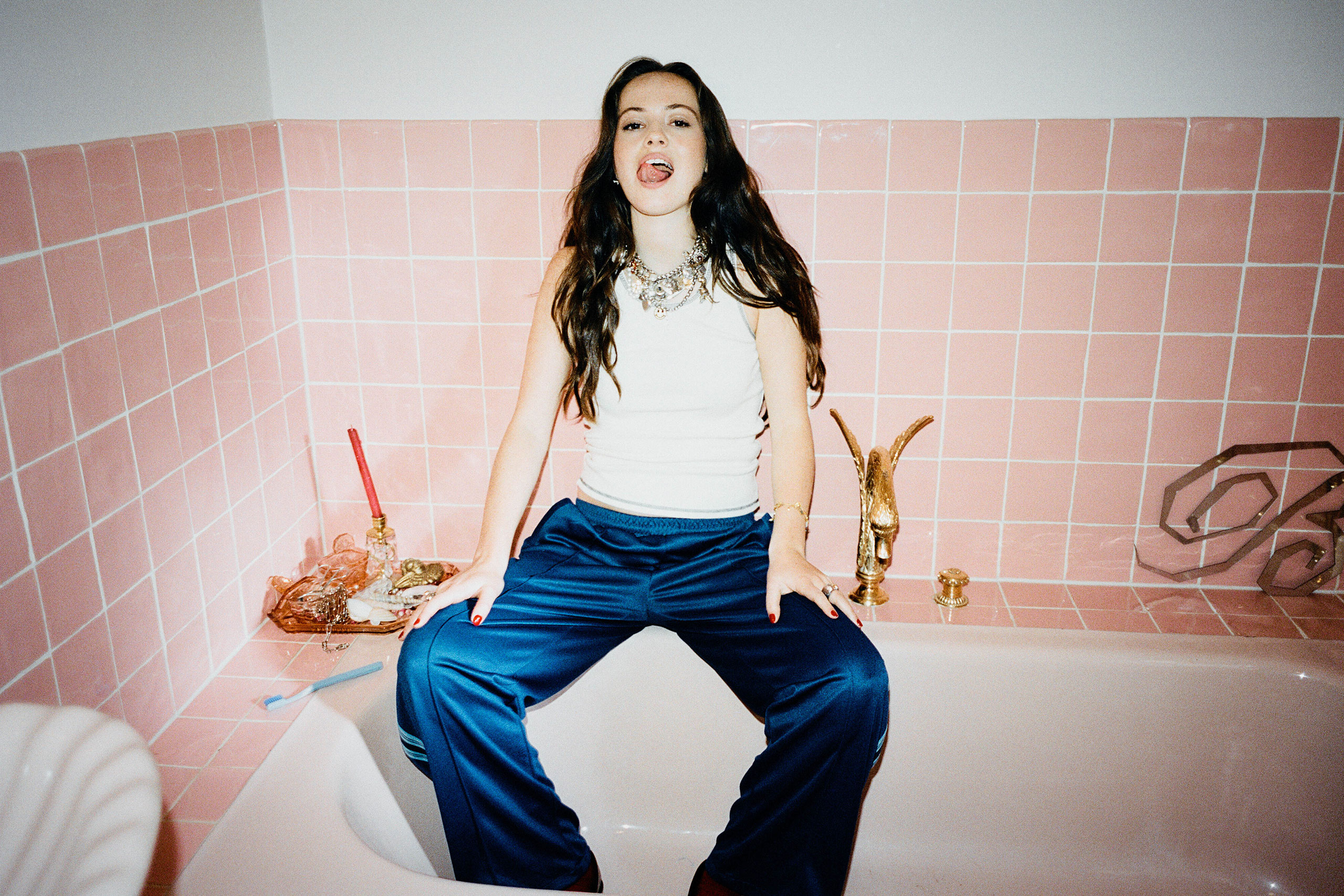 Bea and her Business has released a new single about lost friendship