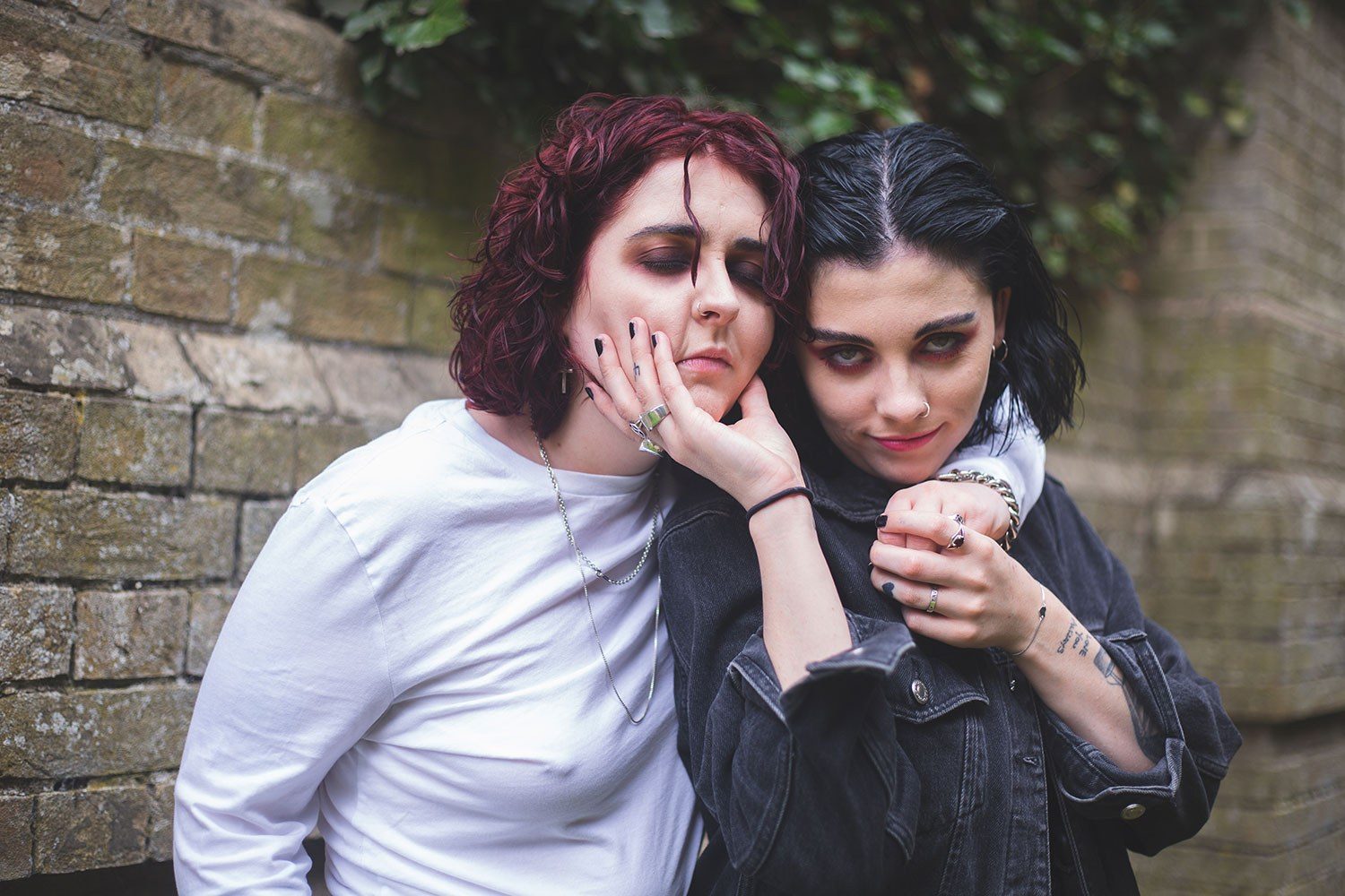 Pale Waves talk "diving deep into the second album"