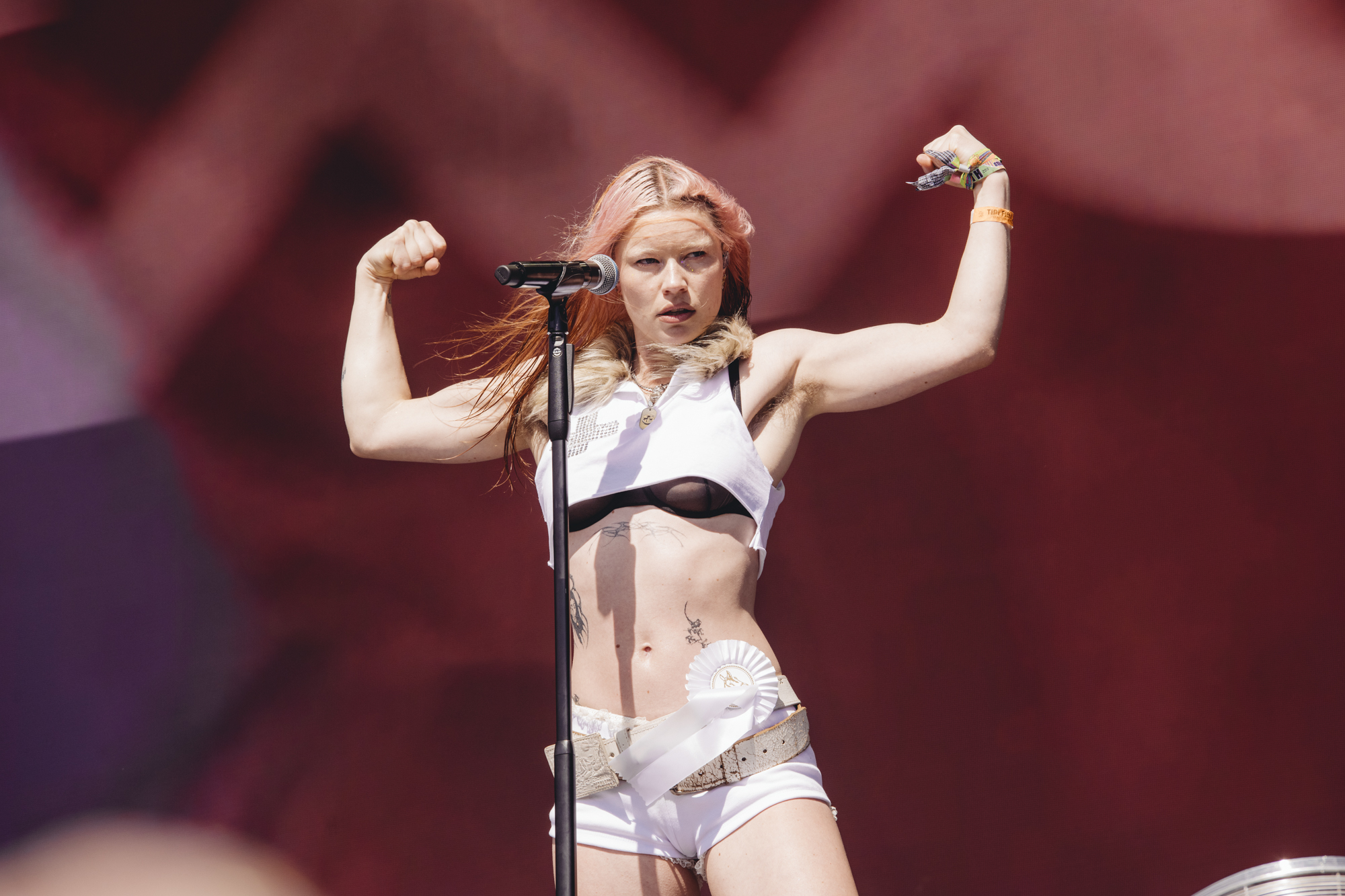 Wet Leg flex their muscles at Glastonbury 2025