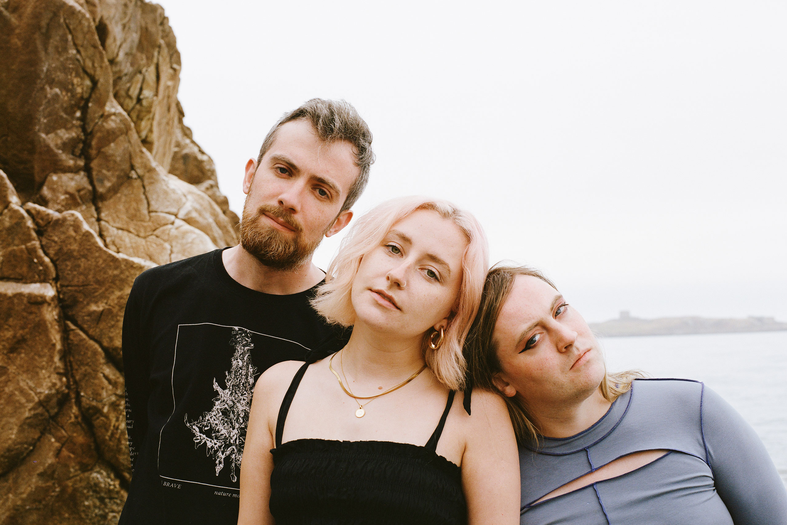 M(h)aol have shared new single 'I Miss My Dog' ahead of their May album release