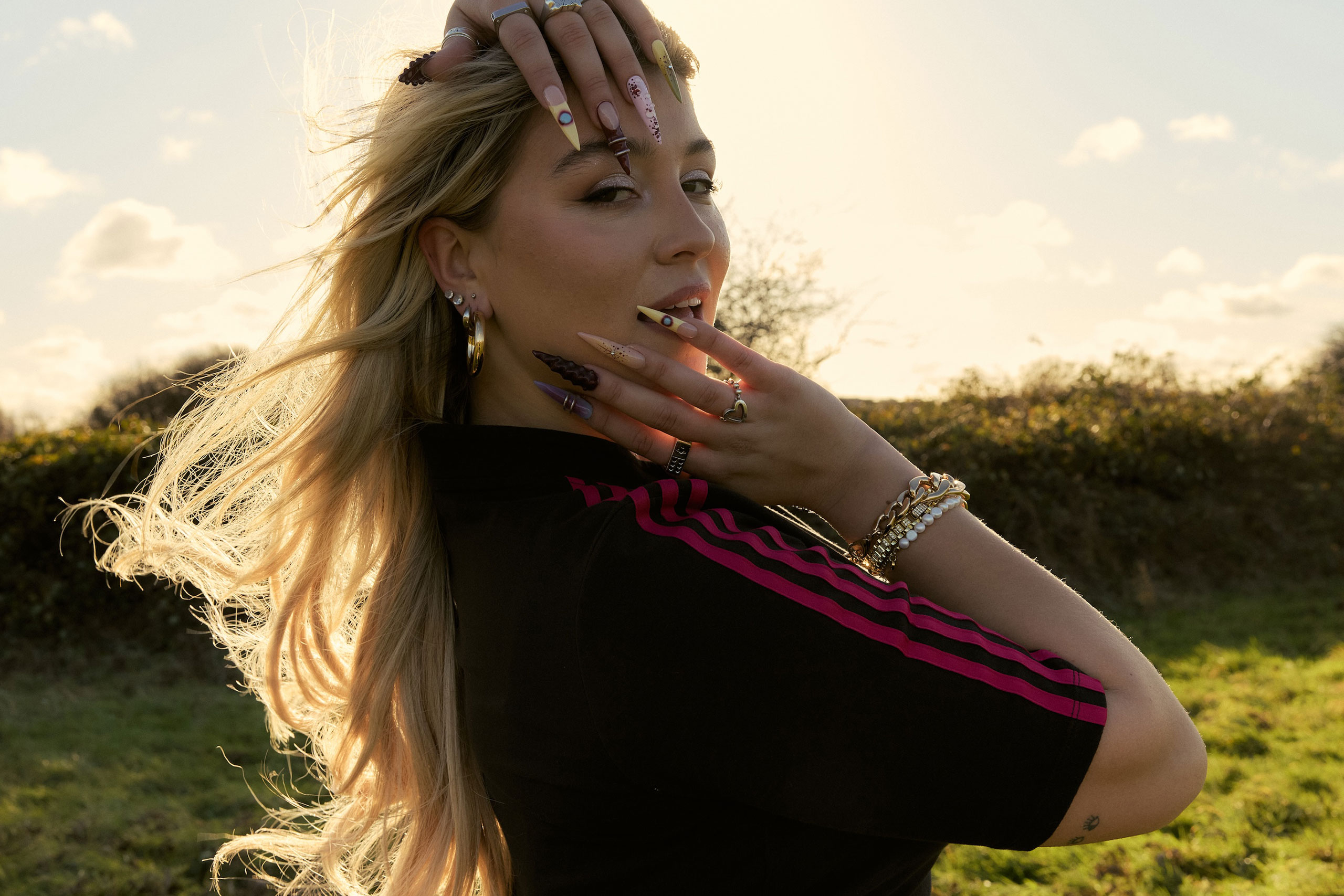 Caity Baser has teamed up with Oh Wonder for her new single 'Running From Myself'