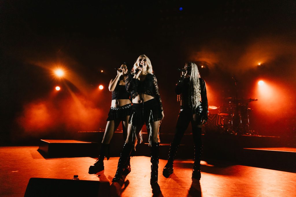 Say Now have released their tongue-in-cheek new single 'Can't Keep A Beat'