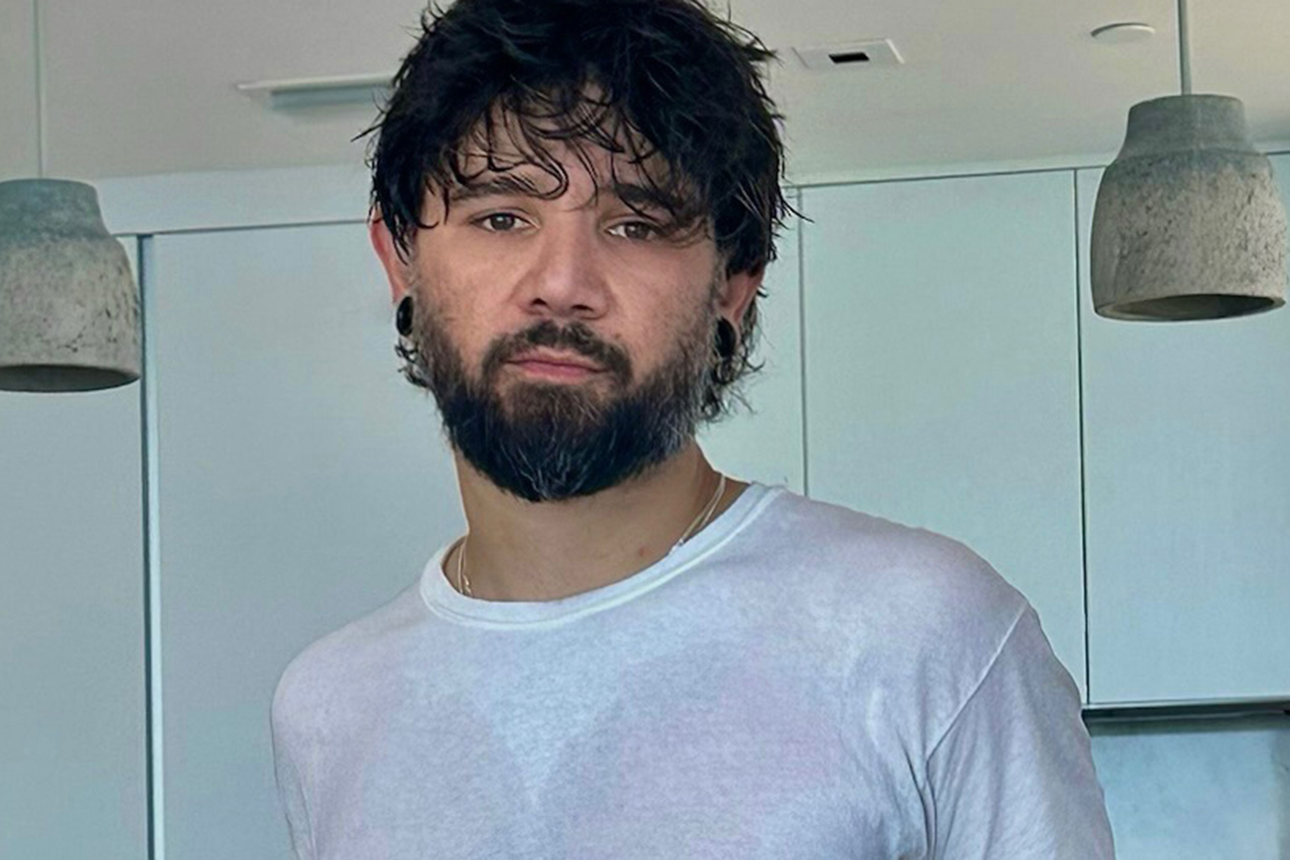 Skrillex has released his 34-track new album, 'F*CK U SKRILLEX YOU THINK UR ANDY WARHOL BUT UR NOT!! <3'