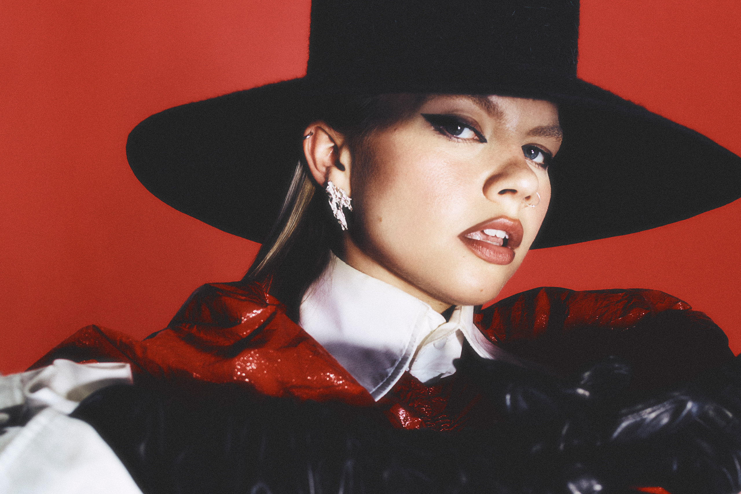 CHINCHILLA has announced a new EP with the "most personal and vulnerable" single she's put out yet, '1:5'