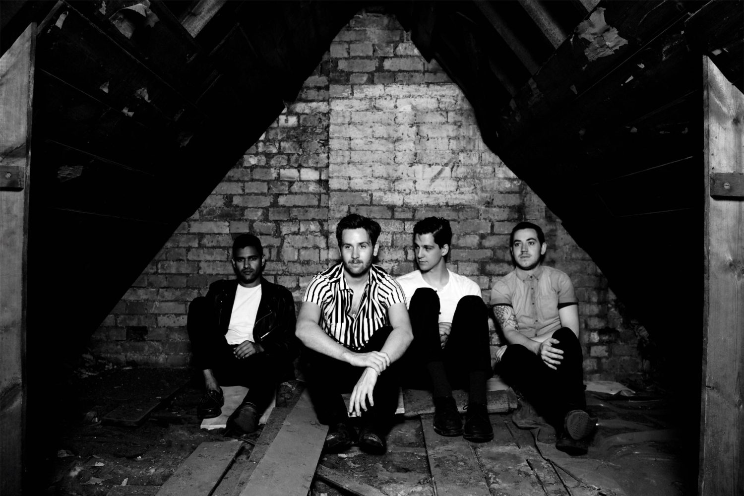 Crows reveal UK tour details