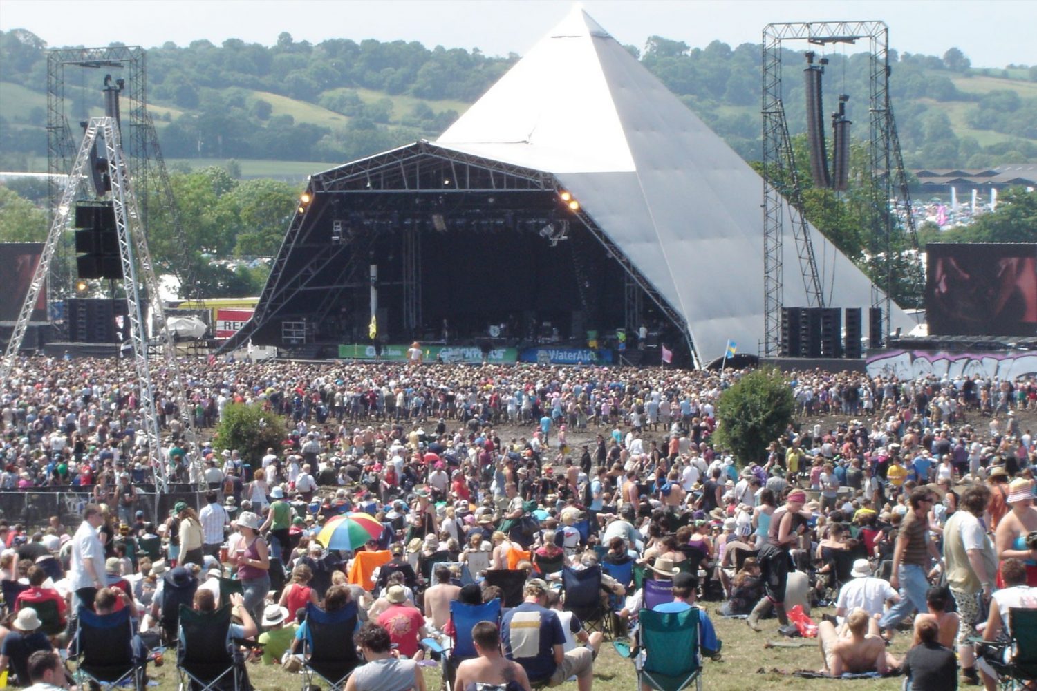 Glastonbury 2016 stage times and full line-up revealed