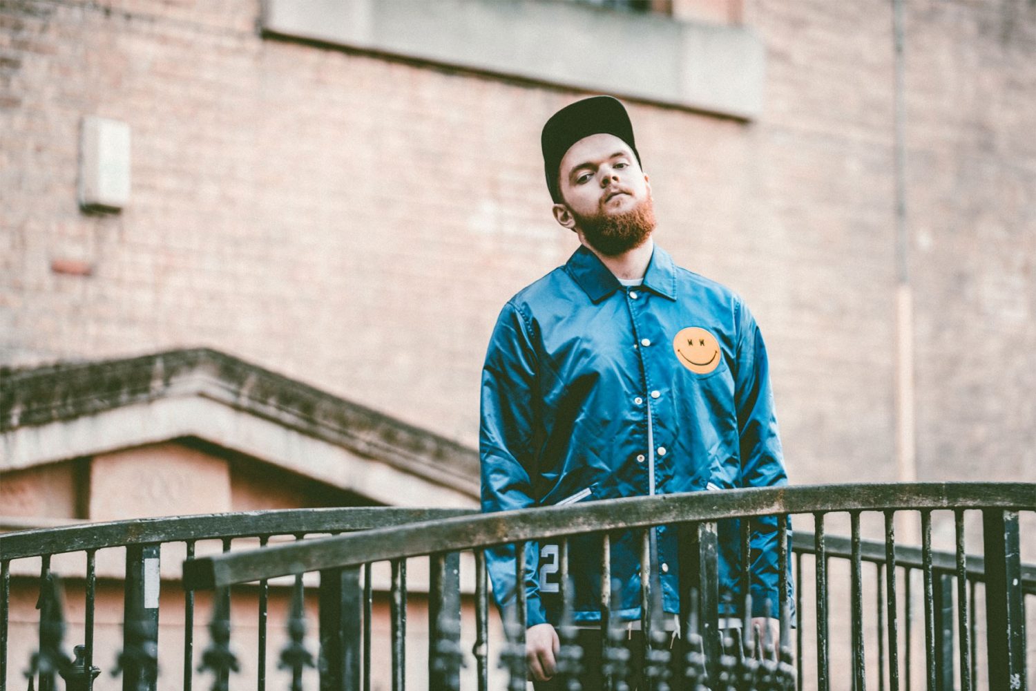 Jack Garratt covers Beyonce 'Crazy In Love'