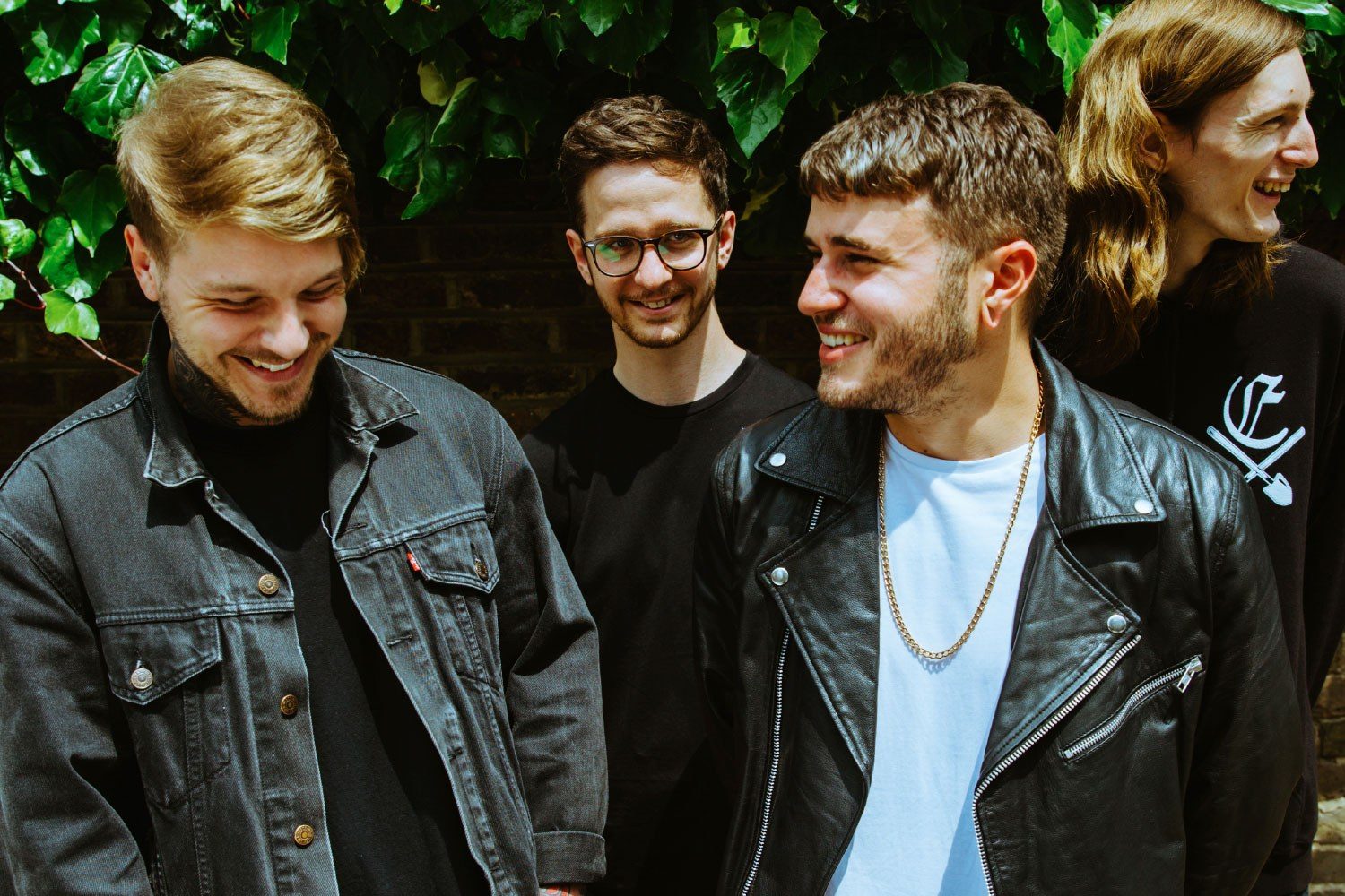 Moose Blood plot Australian dates