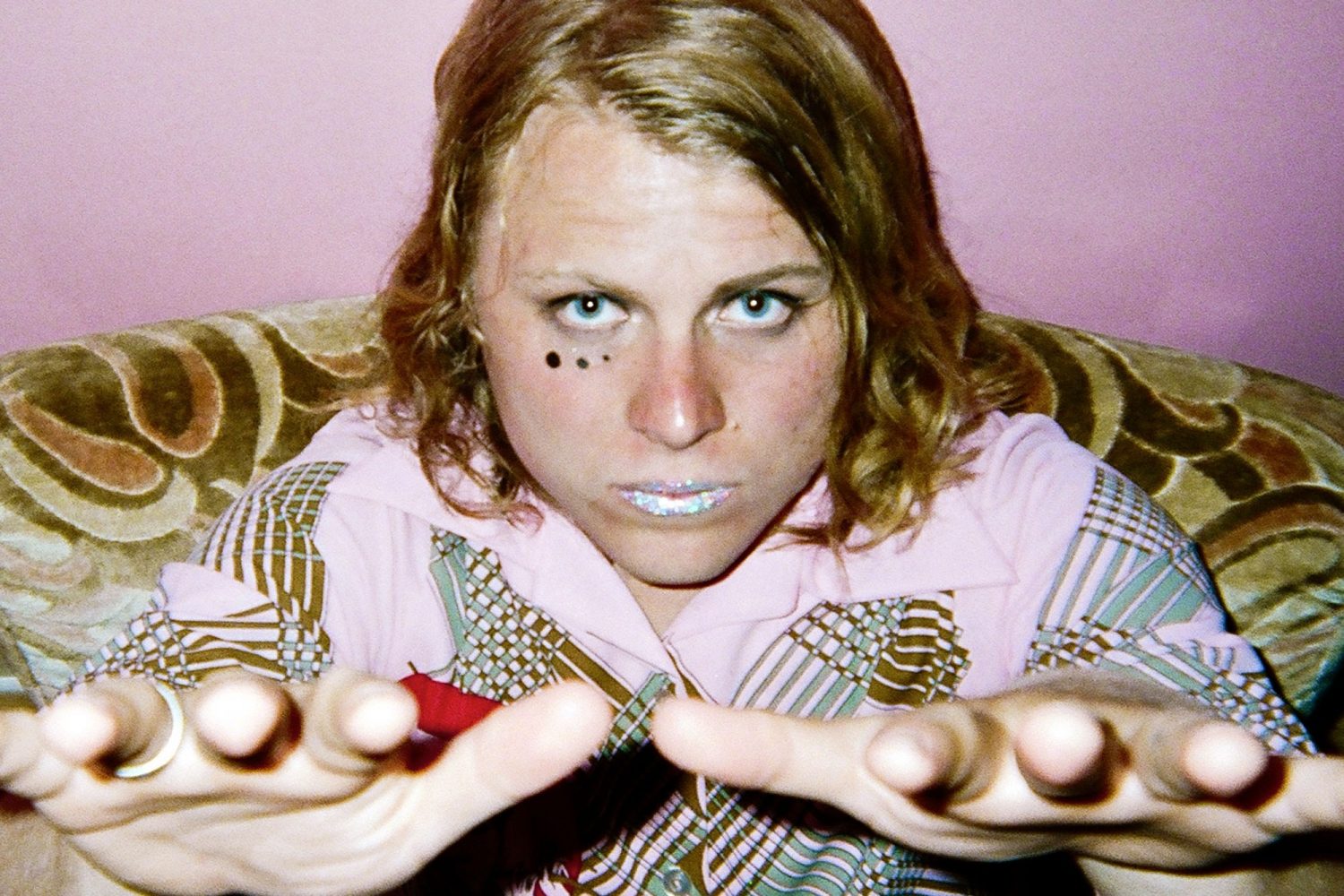 Ty Segall has swooped our hearts with ‘Orange Color Lady’