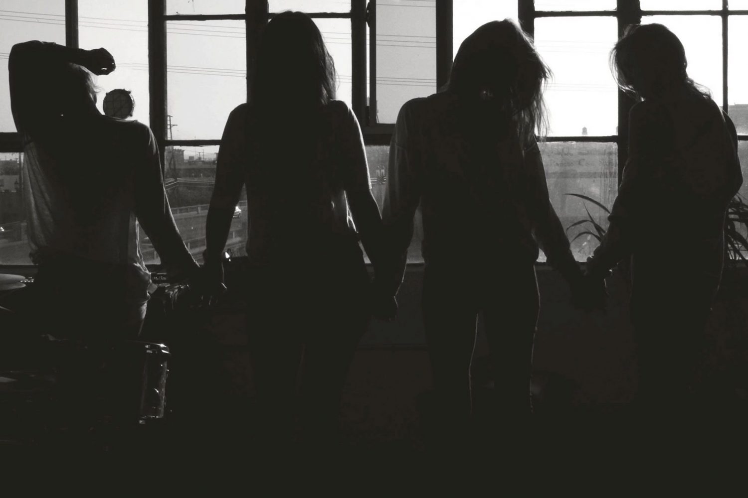 Warpaint debut 'New Song', announce album 'Heads Up'