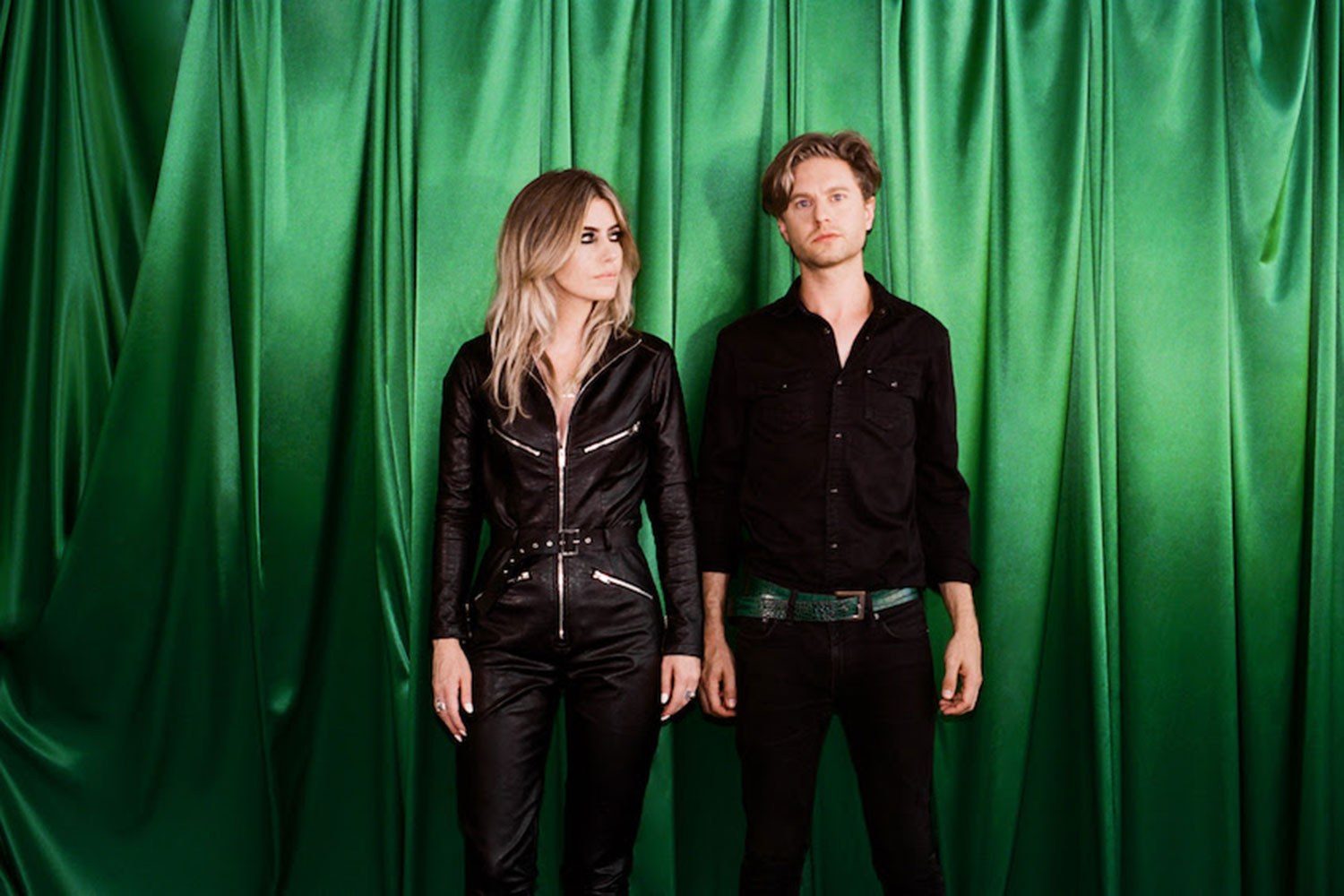 Blood Red Shoes are going to host their own pop-up shop to celebrate the release of their new album