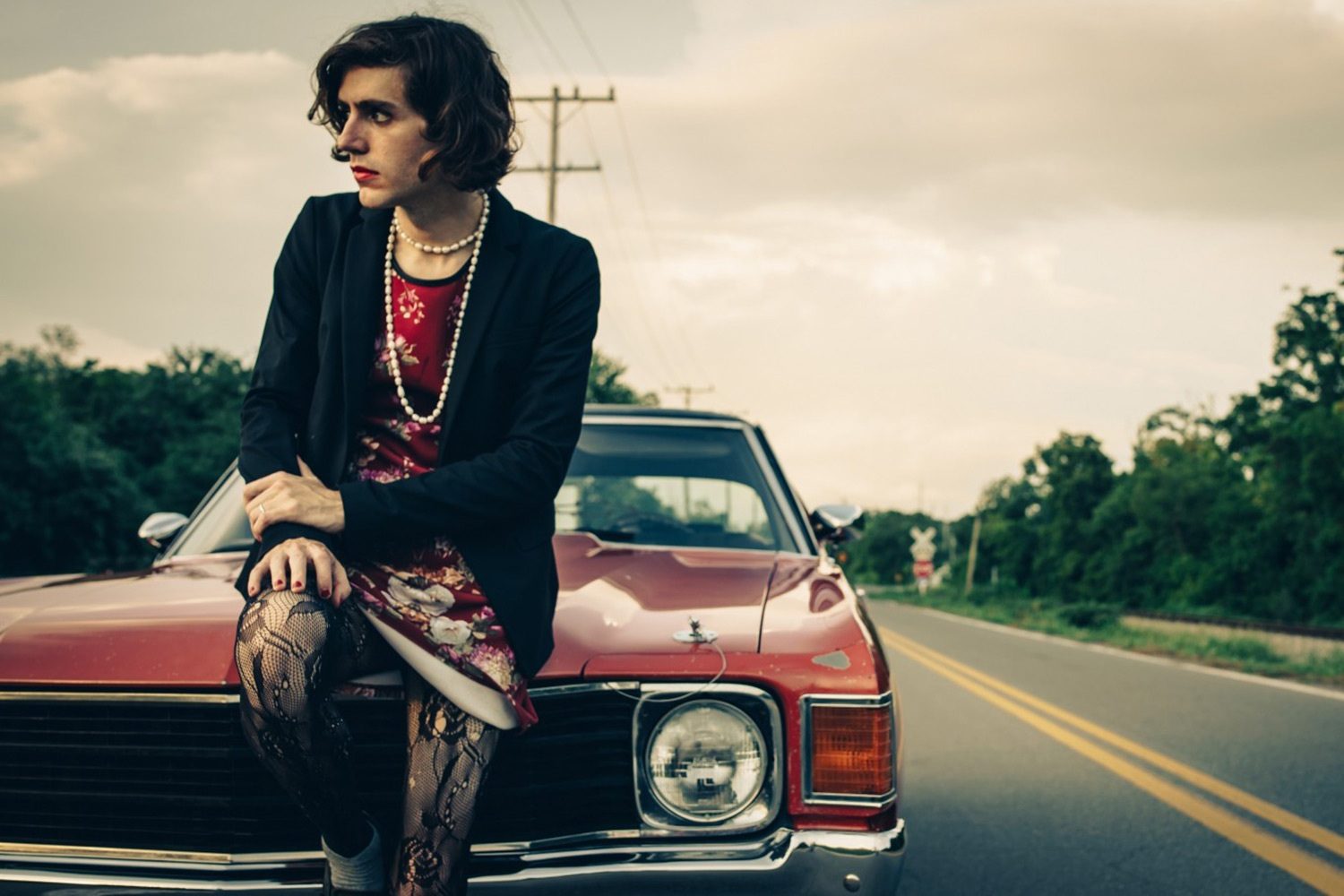 Hear Ezra Furman take on Beck, Arcade Fire and more with his covers EP, ‘Songs By Others’