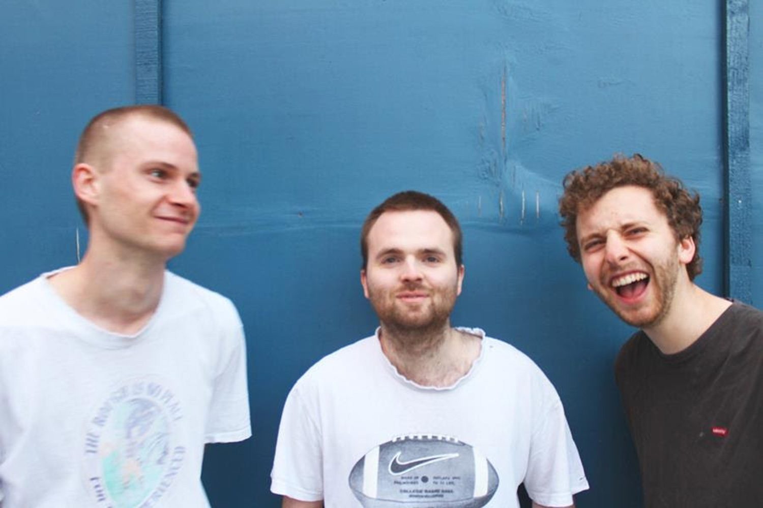 Happyness share 'Anna, Lisa Calls' video