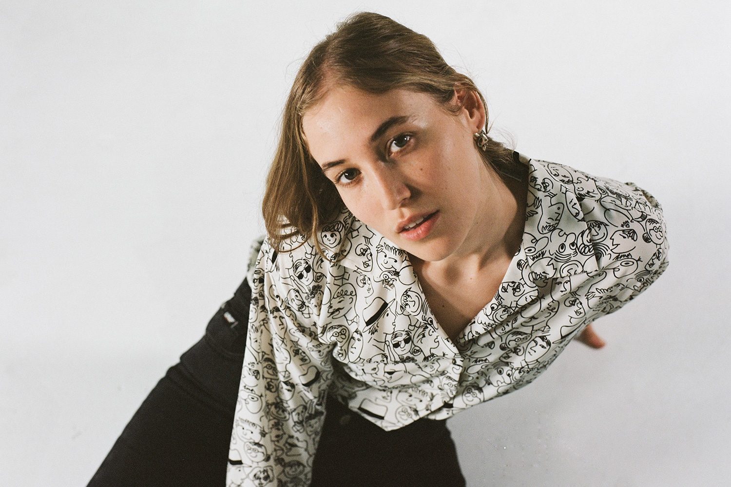 Hatchie has shared a new song about teenage friendship, 'Obsessed'