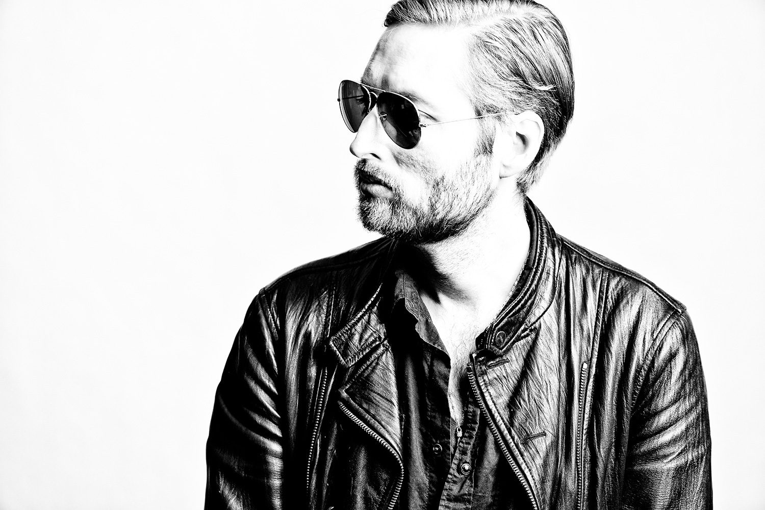 The Killers’ Mark Stoermer shares solo video for ‘Are Your Stars Out?’
